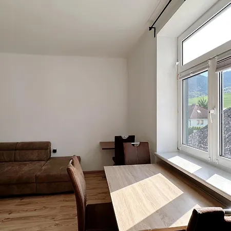 Up Resistances G * באדן