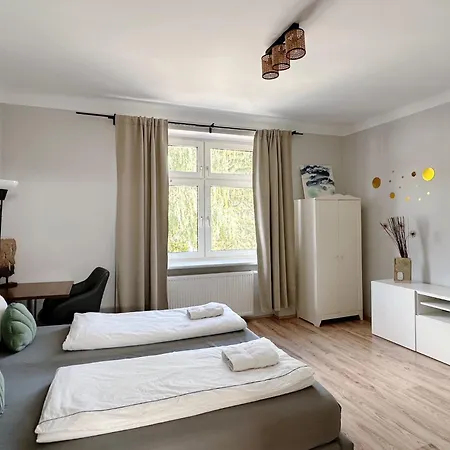 Up Resistances G דירה *