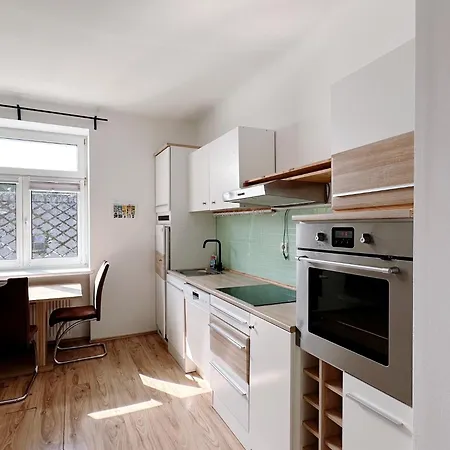 Up Resistances G דירה *