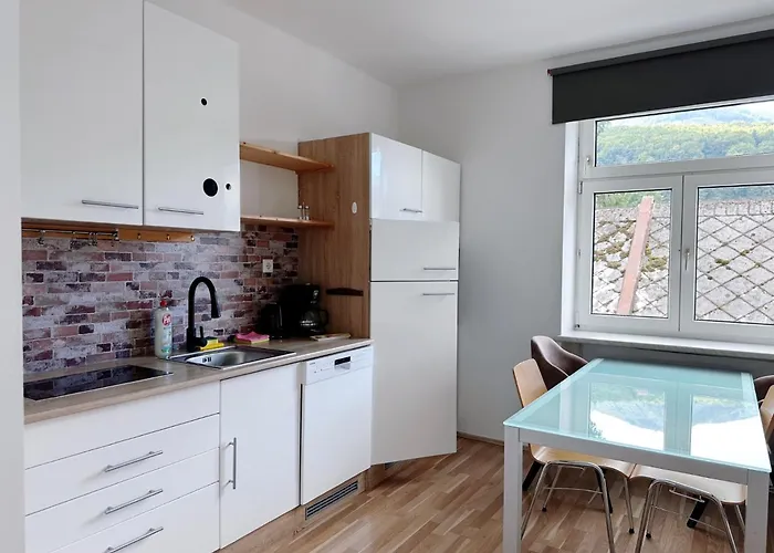 Up Resistances G דירה *