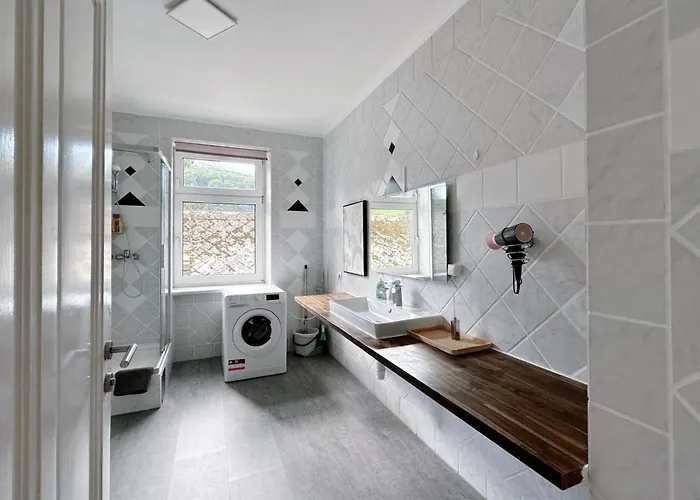 Apartament Up Resistances G